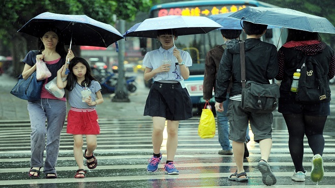 鋒面逼近台灣 嚴防冰雹、龍捲風