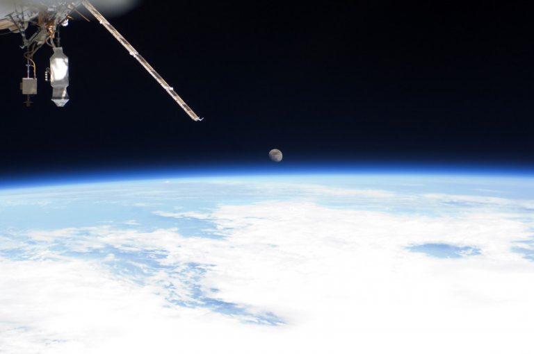 國際太空站安裝輕便太空艙