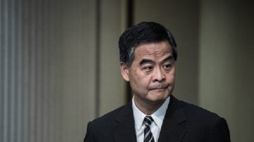 梁振英再被盘问 指报复黄毓民