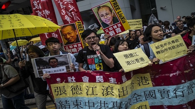 張德江訪港 民團：結束中共專政撤梁振英