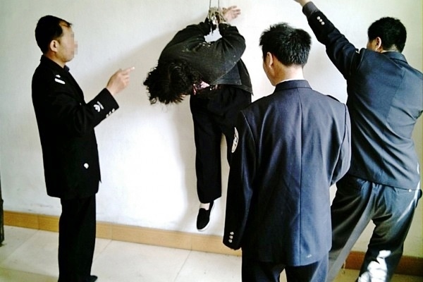 警察權力不受控 中共維穩體系弊端爆發