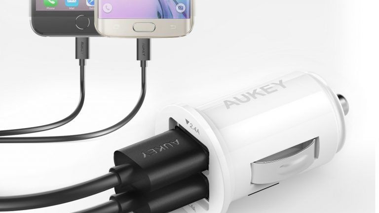 Aukey 4.8A / 24W車載充電器