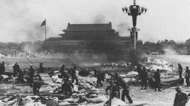 外國記者都落淚！媒體人親睹中共六四屠殺