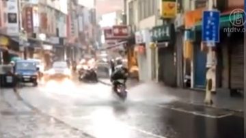 鋒面報到解熱降溫 桃園新北雨量驚人