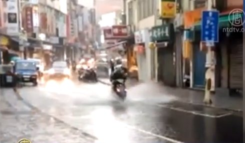 鋒面報到解熱降溫 桃園新北雨量驚人