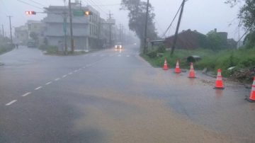 北台湾豪大雨 桃园新竹淹水 台铁封轨