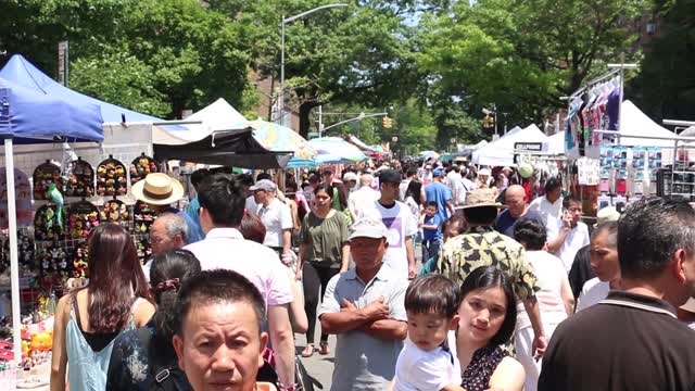 華人社區慶獨立日 街坊節法拉盛登場