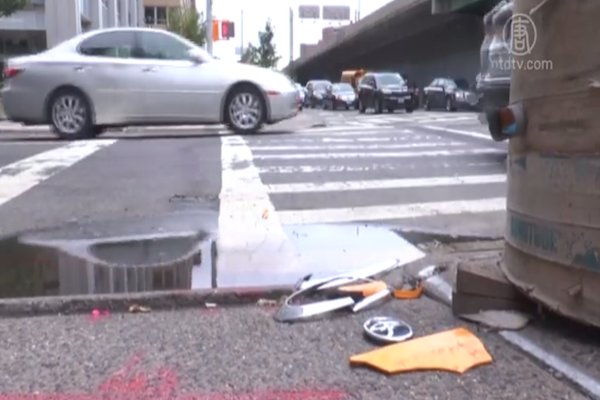 亞裔女開保時捷撞人又撞車 一死三傷