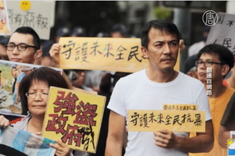 戴立忍被扣台獨帽  趙薇新片被迫換角