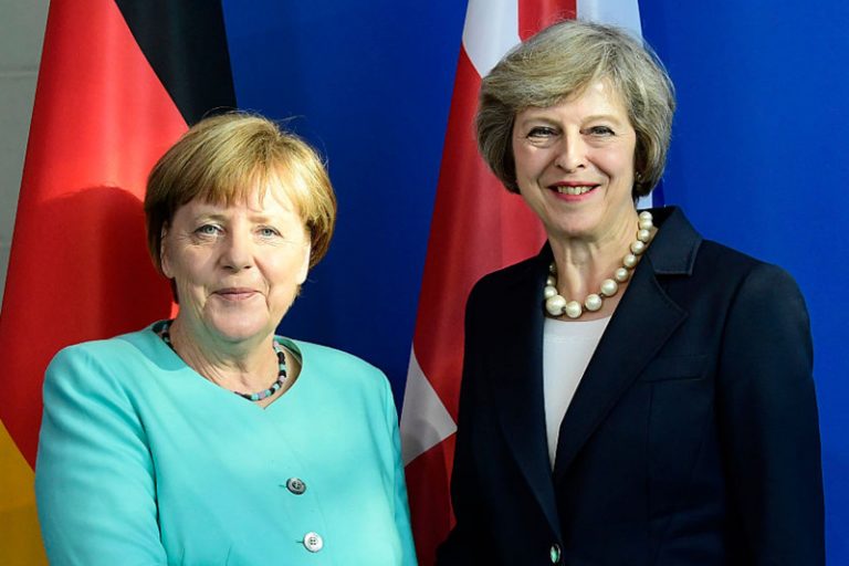 英女首相談年底前不脫歐 默克爾提希望