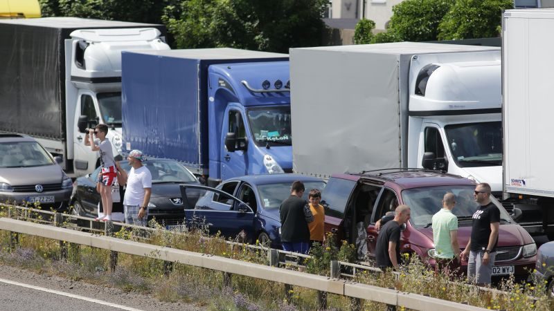 法國防恐加強安檢 邊境堵車15小時 英國急了