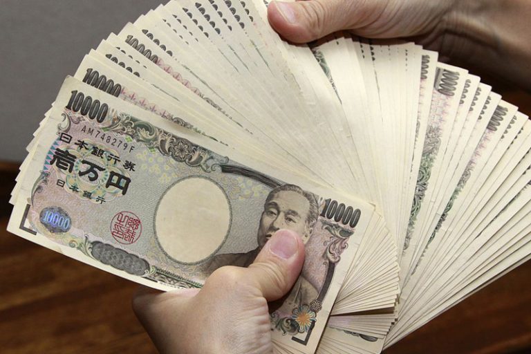 日本擬向低收入者發1.5萬日圓 覆蓋2200萬人