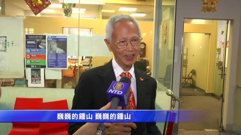 84岁中气十足 夺得老人中心“歌王”宝座