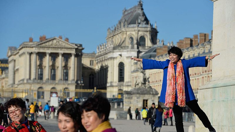 喷催泪瓦斯抢劫 中国旅游团巴黎遭劫 3人伤