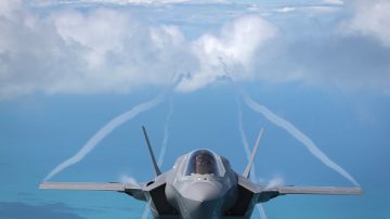 F-35隱形戰鬥機下週將亮相加拿大     與超級大黃蜂同台展出