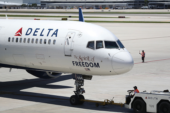 全球電腦系統故障 Delta航空航班延誤或取消