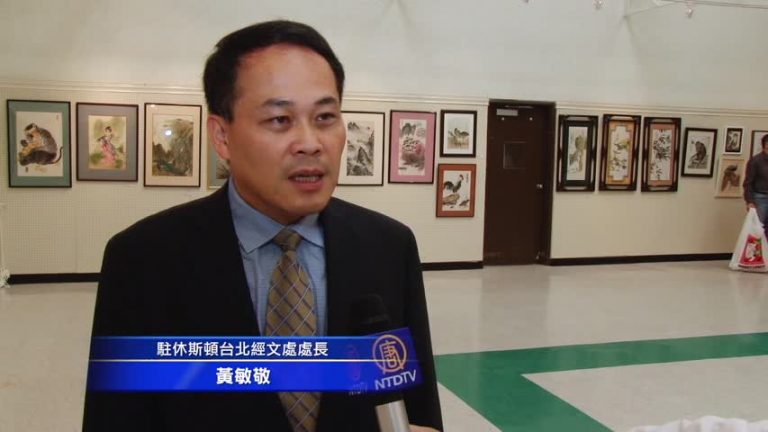 國畫展拉開雙十序幕  民主制度體現普世價值