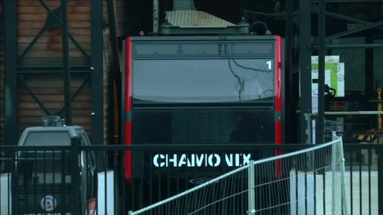 阿爾卑斯山纜車故障 被困乘客獲救