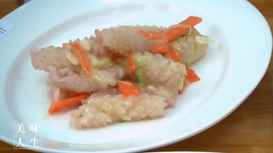 跟著大廚學做菜：魯菜－ 爆魷魚卷