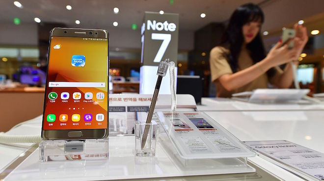 手機電池傳爆炸  三星全面召回Note 7