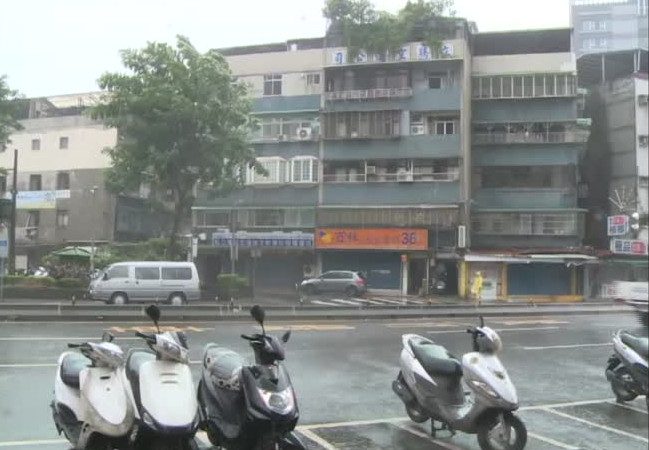 梅姬威胁遽增！20县市超大豪雨、大豪雨特报