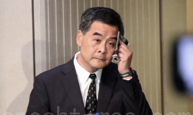 議員批梁振英藉釋法激矛盾博取連任
