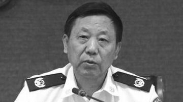 18大后首例！内蒙原政协高官赵黎平枪杀情妇被判死刑