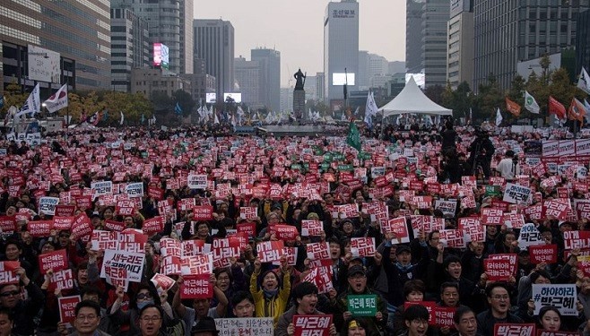 韓閨蜜干政風暴難息怒 第三輪抗議人數或將破記錄