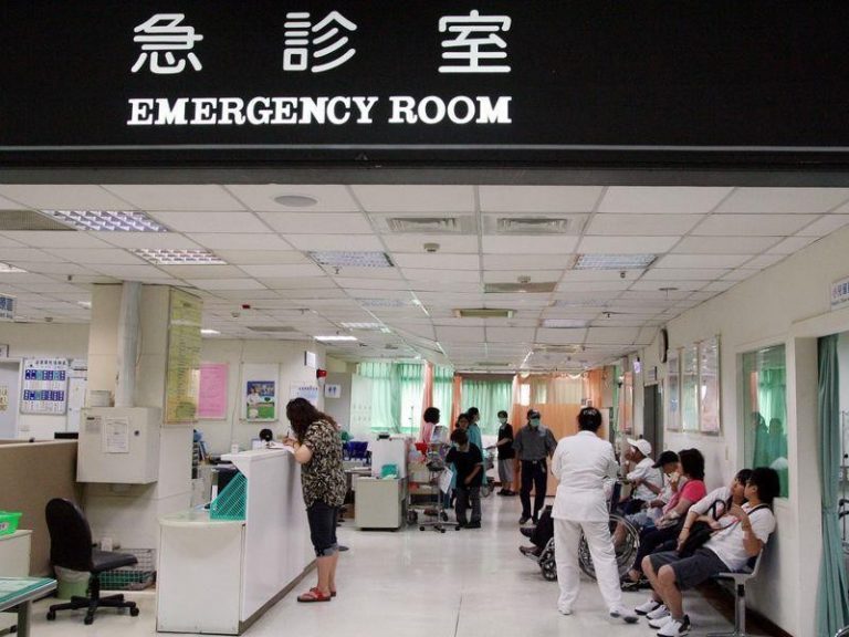 小病衝大醫院急診喊漲百元 深夜擬不漲價
