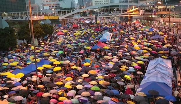 【禁闻】《撑伞》首映被取消 港自由续受压