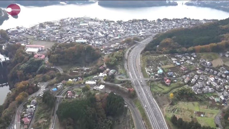 日紀子妃及皇孫箱型車 高速路追撞所幸無人傷