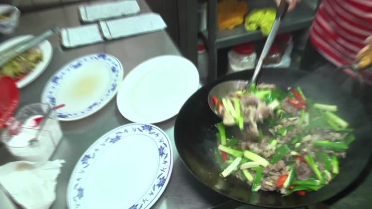 萬丹咖哩羊肉爐 湯頭清甜味道獨特