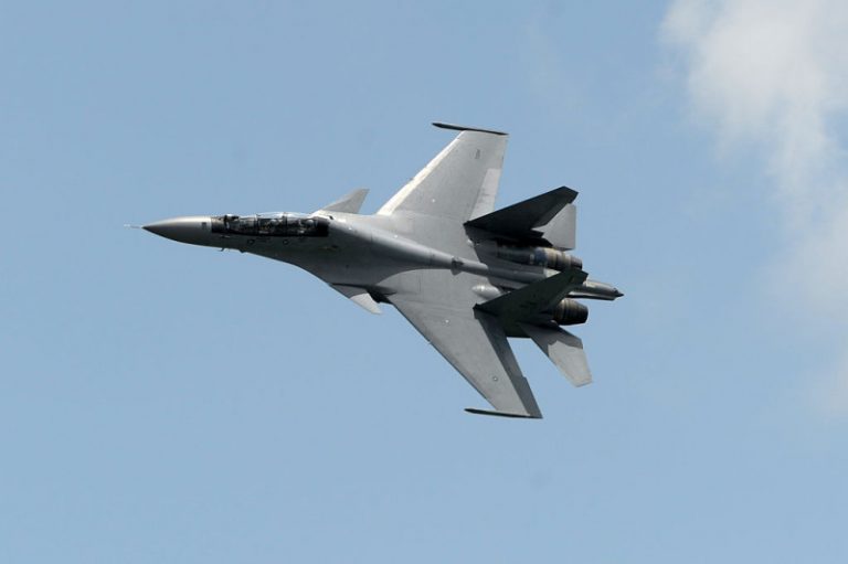 中共軍機船隻頻經琉球上空海域 日戰機緊急升空