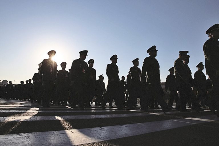周曉輝：軍隊審計條例出爐 總後三上將要懸