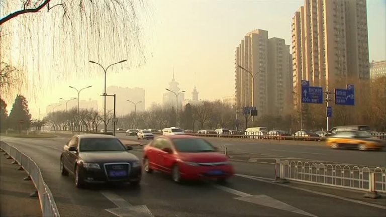 重度陰霾下 北京設環保警察