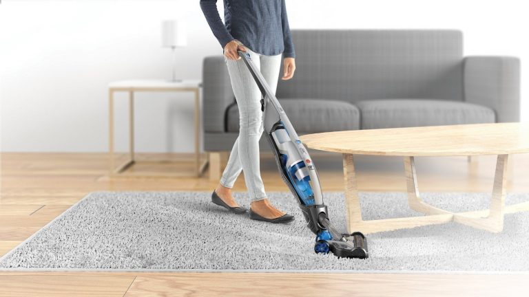 Hoover 自立和手持二合一無繩無袋吸塵器