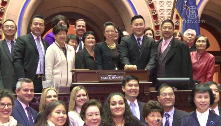 曼哈頓首位華裔眾議員  牛毓琳州府就職