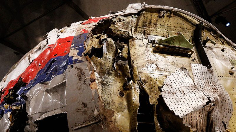 捡MH17残骸回国被捕 荷兰记者谈无奈