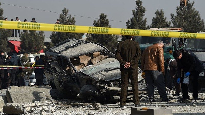 阿富汗议会附近两连爆 至少38死80伤