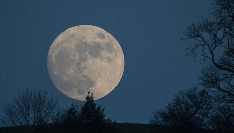 月亮的年齡算出來啦！科學家大跌眼鏡