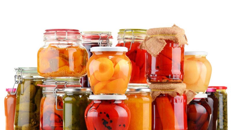为何水果罐大多用玻璃罐 肉罐用金属罐子？