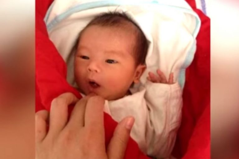 黃曉明Baby兒子照片曝光 小海綿十分的呆萌可愛 似小天使