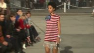 Tommy和名模Gigi再合作 洛杉磯海灘即看即買