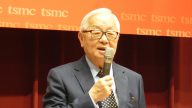张忠谋被传跌倒重伤 台积电: 待董事长返台后说明