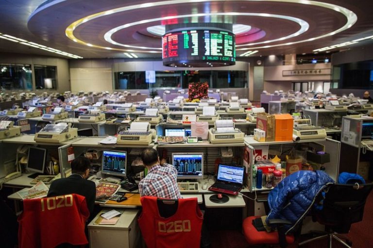 百億資金湧入港股 恆指兩周升近千點