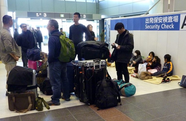 假上學真打工 日本對中國生入境審查趨嚴
