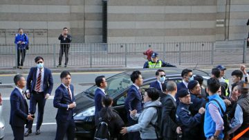 陆鸣：七名香港警察被判刑对大陆警察的警示