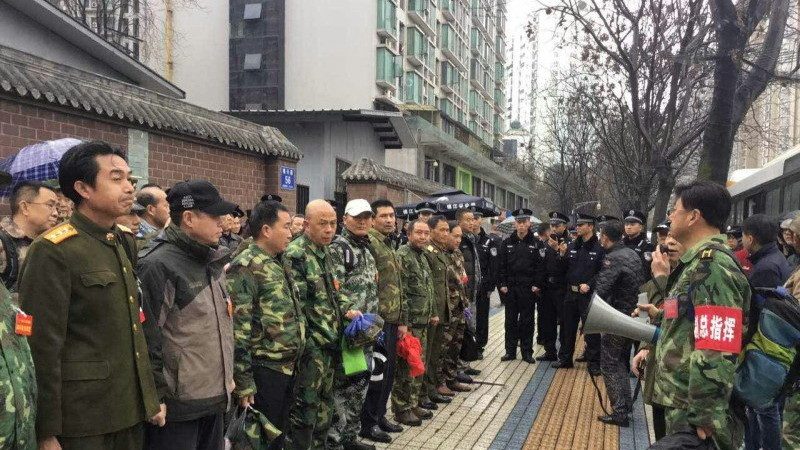 萬名老兵北京維權  遭圍追堵截數人被打