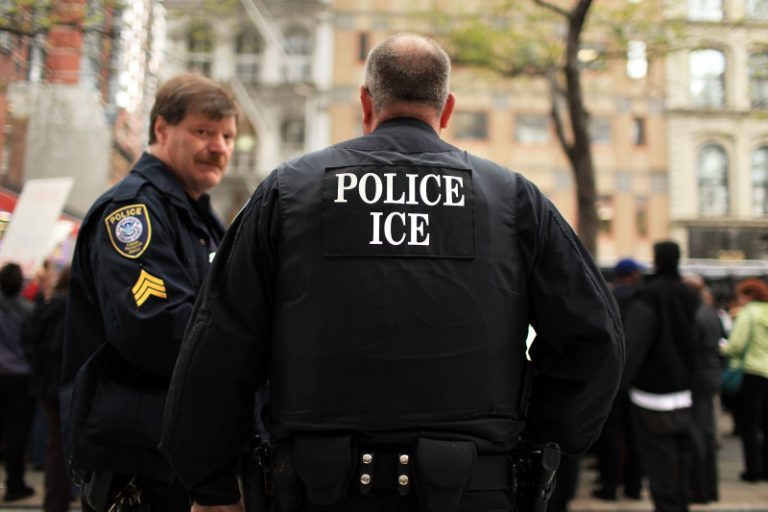 無身份移民碰到ICE 律師建議如何應對