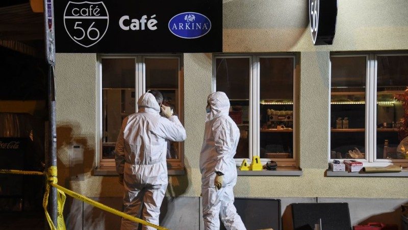 瑞士咖啡廳遭亂槍掃射 2槍手殺2傷1逃竄